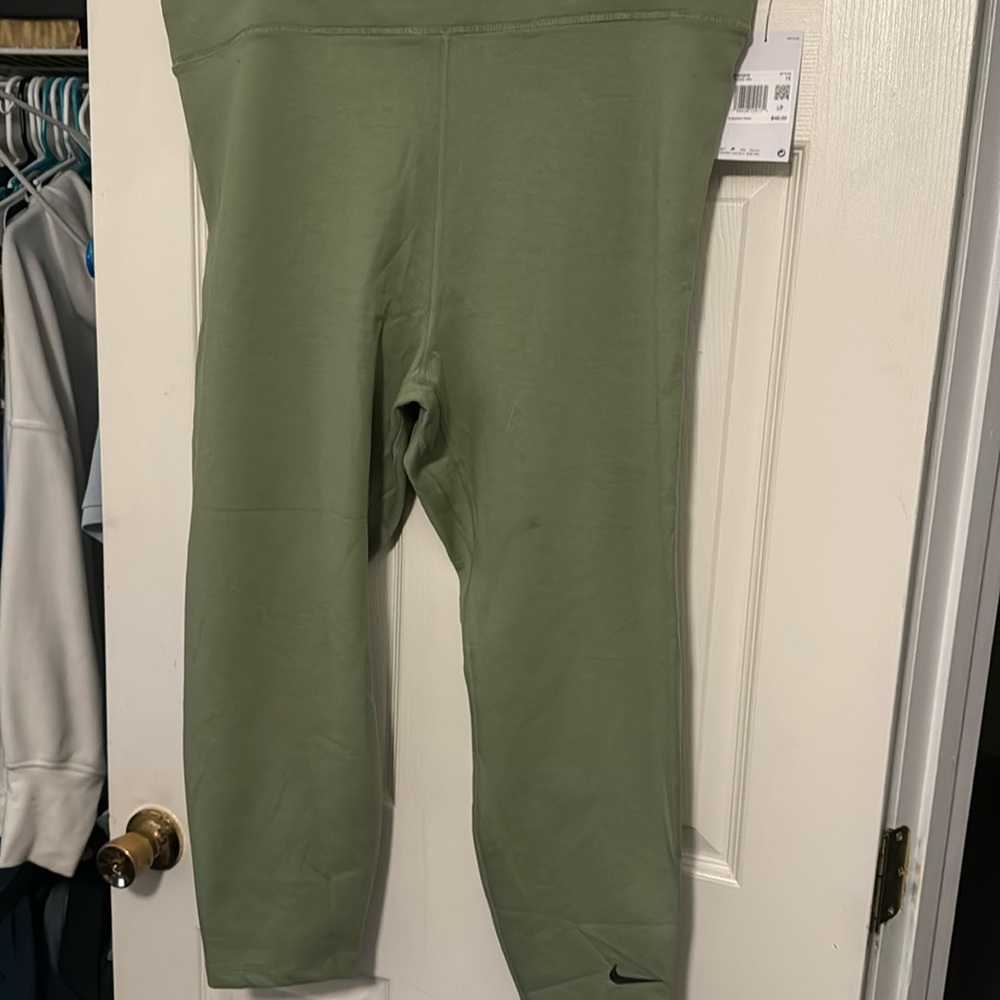 Nike leggings